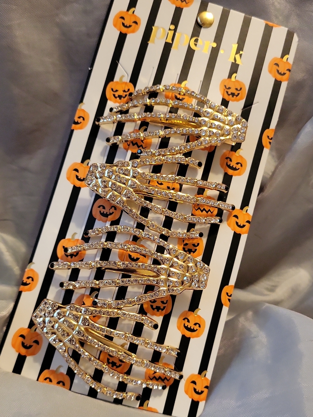 Piper K Skeleton hand hair clips 4pc